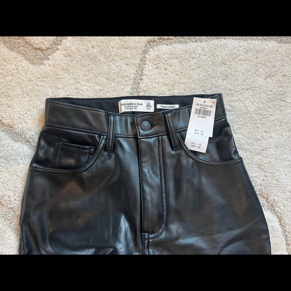 Abercrombie Vegan Leather Pants - Picture 2 of 4